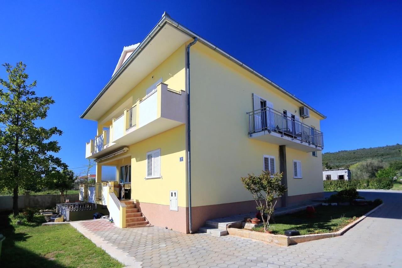 Apartments Sonia Сукошан Екстер'єр фото